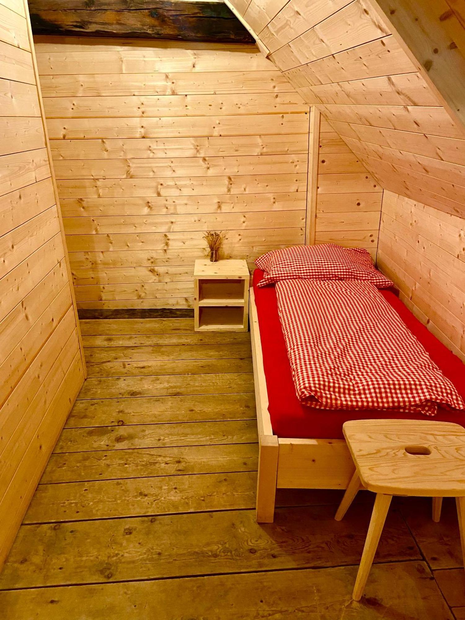 Alp Es-Cha Dadour Bed & Breakfast Madulain Ngoại thất bức ảnh